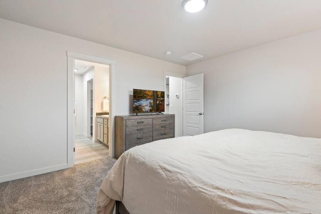 Beautiful Brand New Kuna Home! Extérieur photo