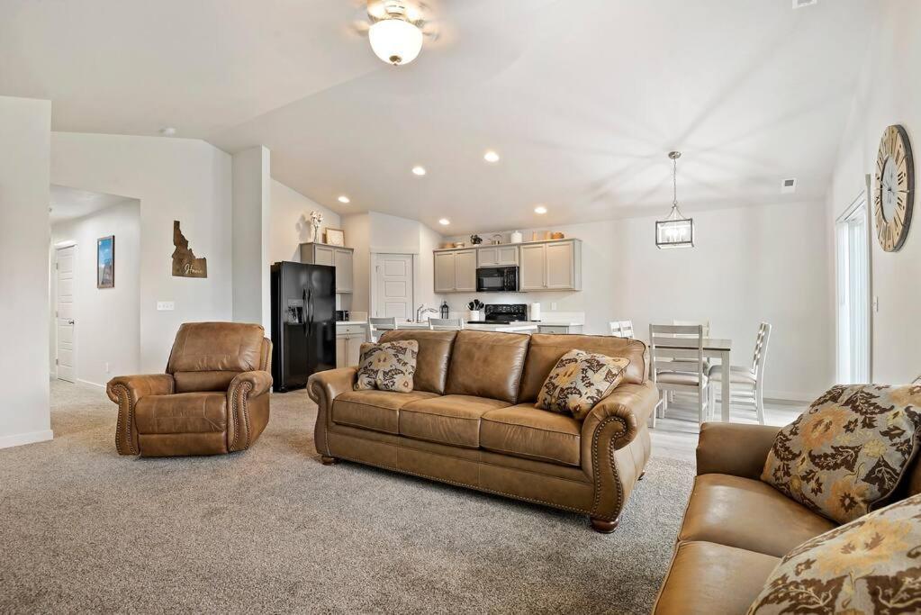 Beautiful Brand New Kuna Home! Extérieur photo